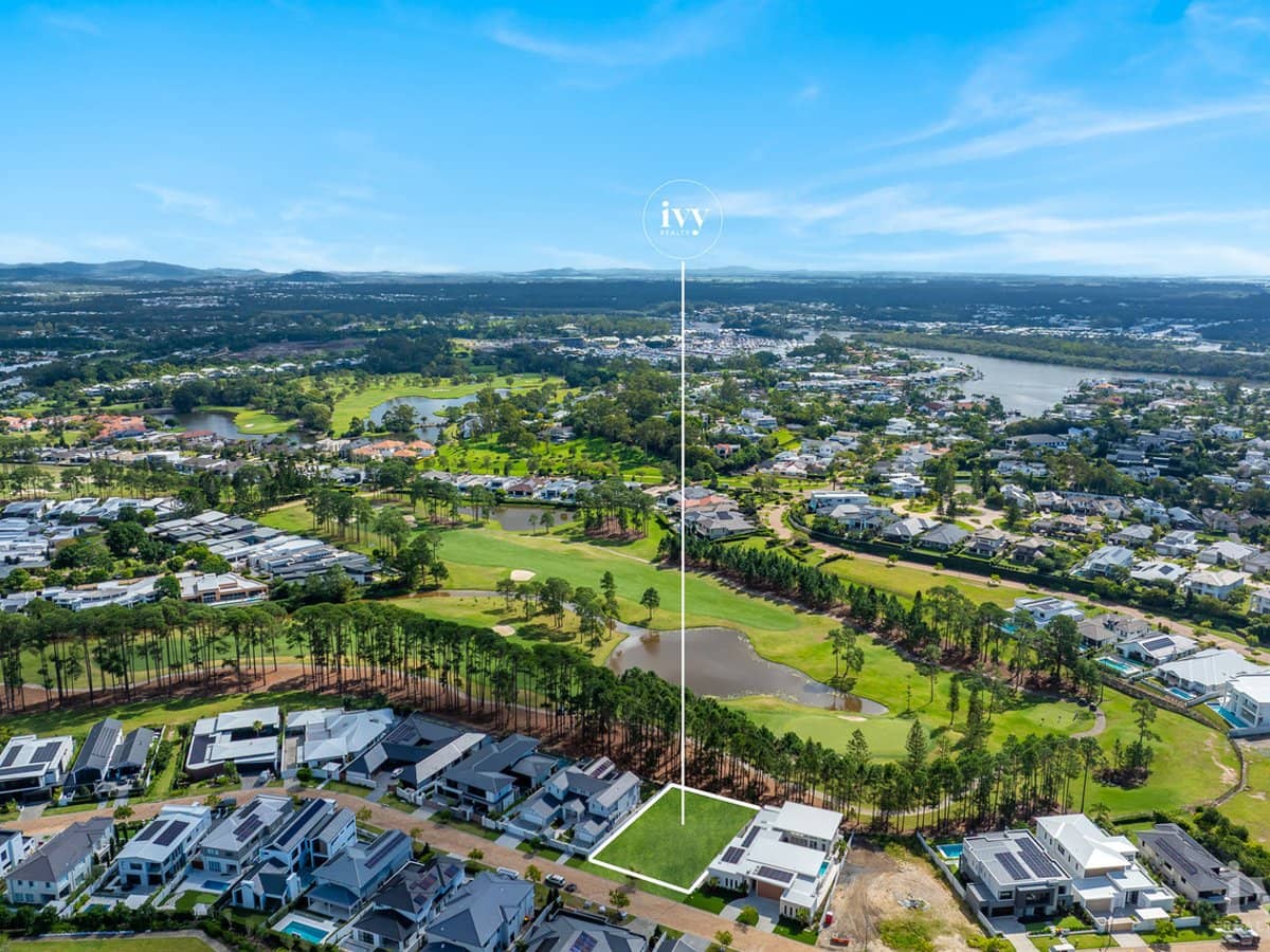 1823 Pinehurst Drive, Sanctuary Cove - Thumbnail 3