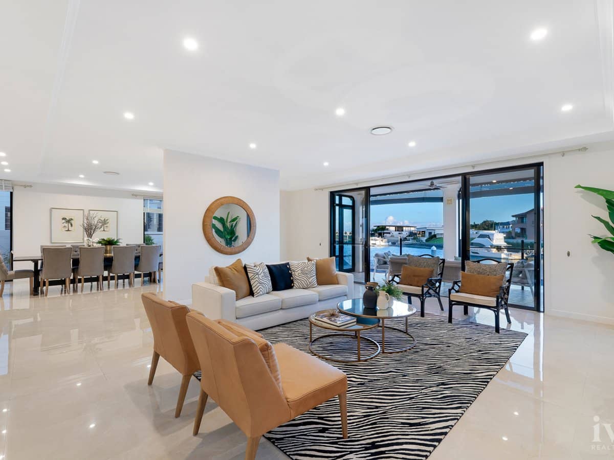 1051 Edgecliff Drive, Sanctuary Cove - Thumbnail 9