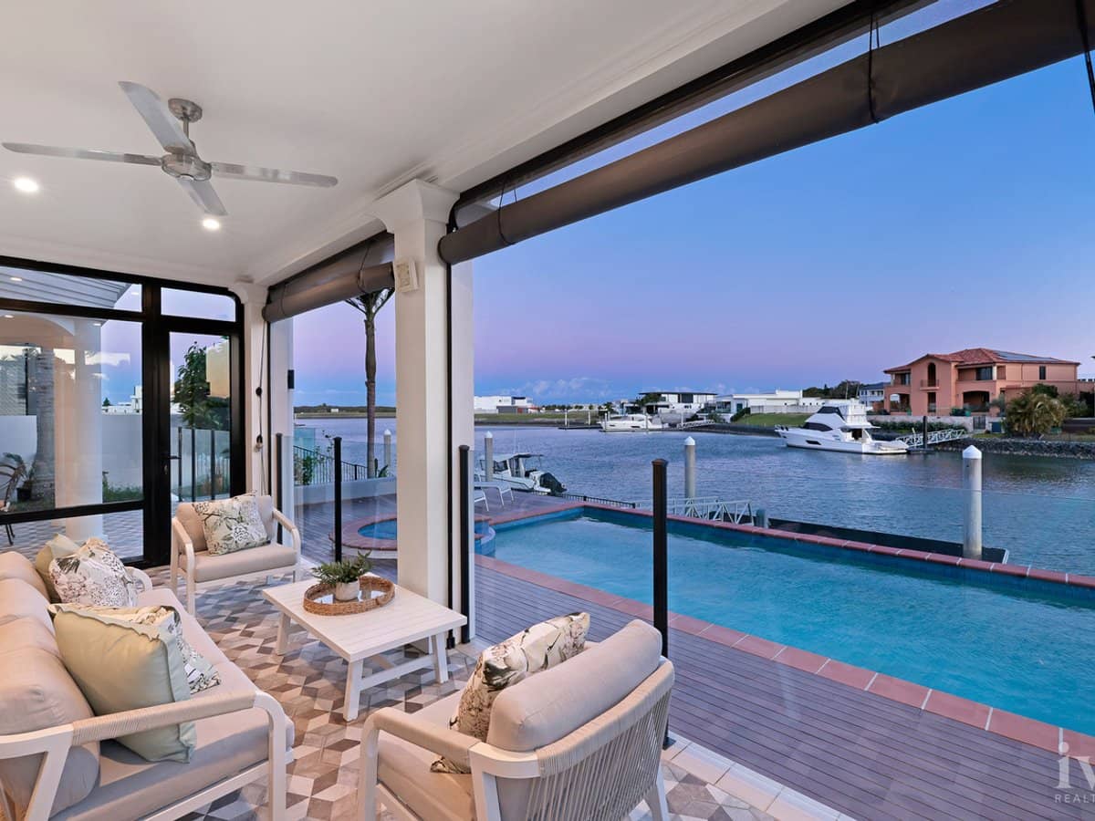 1051 Edgecliff Drive, Sanctuary Cove - Thumbnail 13