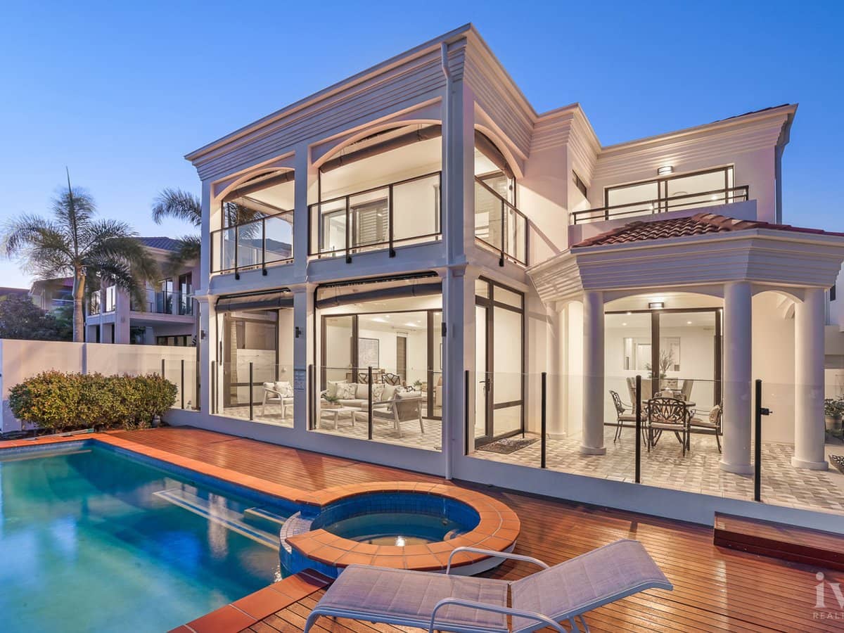 1051 Edgecliff Drive, Sanctuary Cove - Thumbnail 17