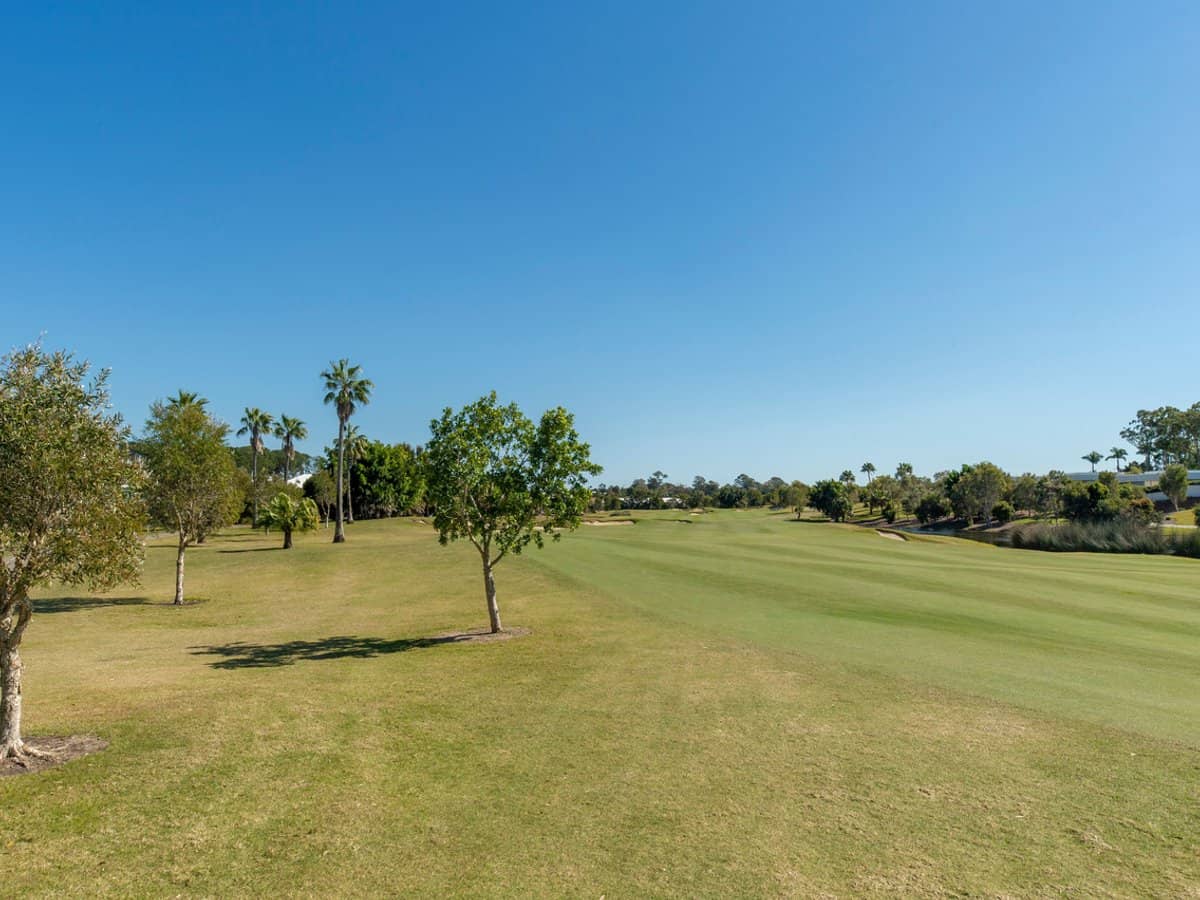 2268 Banksia Lakes Drive, Sanctuary Cove - Thumbnail 5