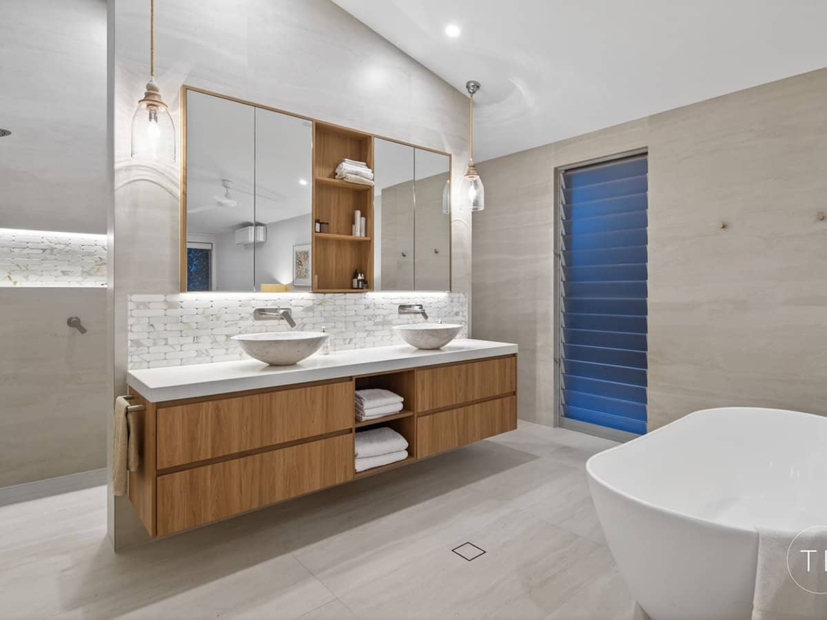 2217 Arnold Palmer Drive, SANCTUARY COVE - Thumbnail 15