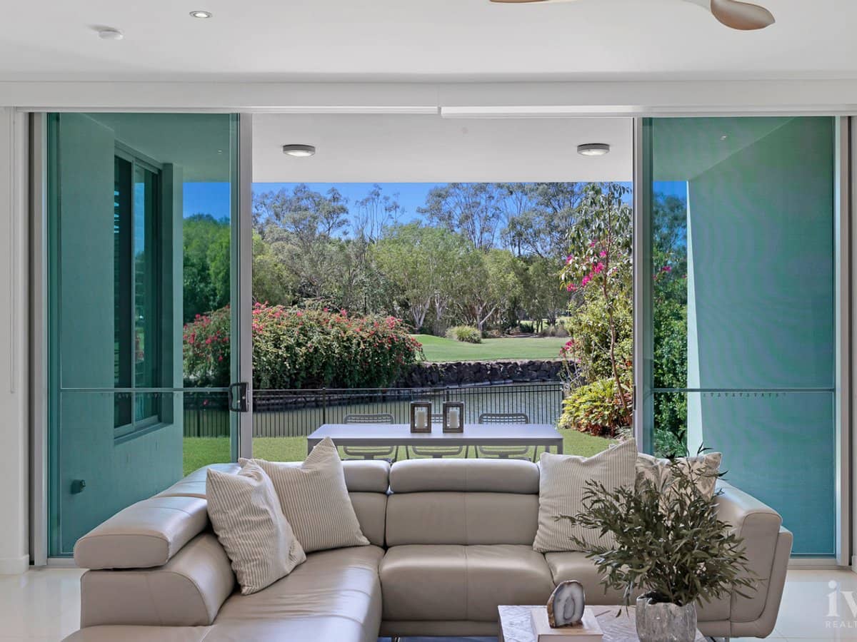 7507 Springfield Drive, Hope Island - Thumbnail 8