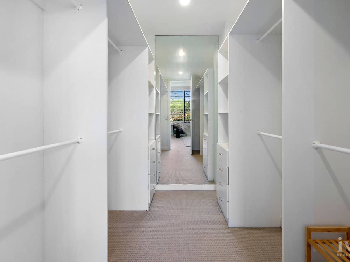 7507 Springfield Drive, Hope Island - Thumbnail 12