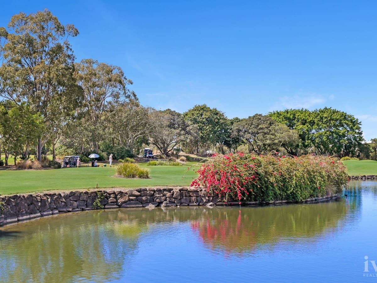 7507 Springfield Drive, Hope Island - Thumbnail 17