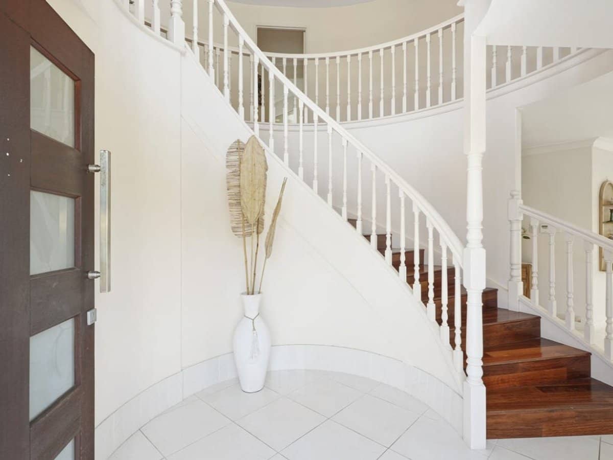 60-62 Newport Drive, ROBINA - Thumbnail 14