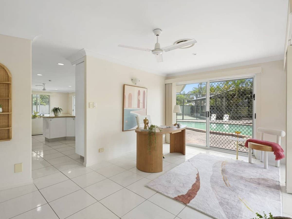 60-62 Newport Drive, ROBINA - Thumbnail 11