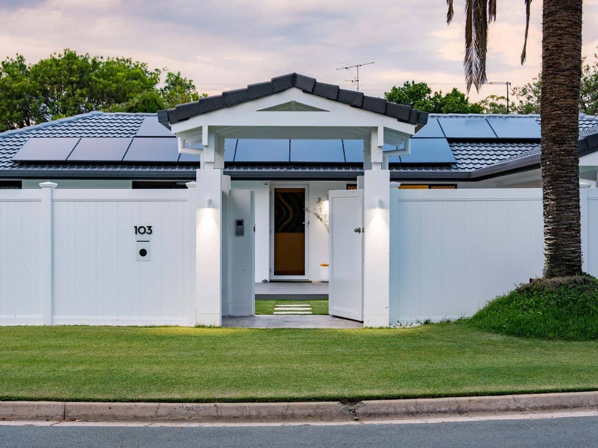 103 Yangoora Crescent, ASHMORE - Thumbnail 6