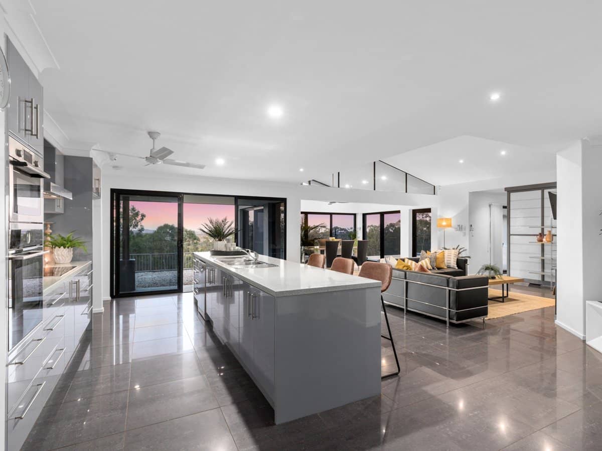 86 Fern Hill Drive, Willow Vale - Thumbnail 4