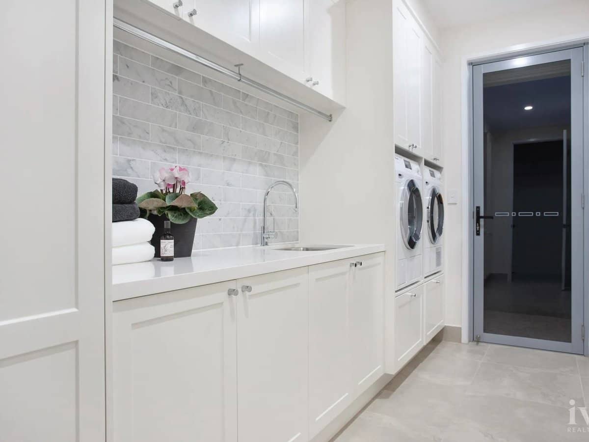 3077 Forest Hills Drive, Sanctuary Cove - Thumbnail 15