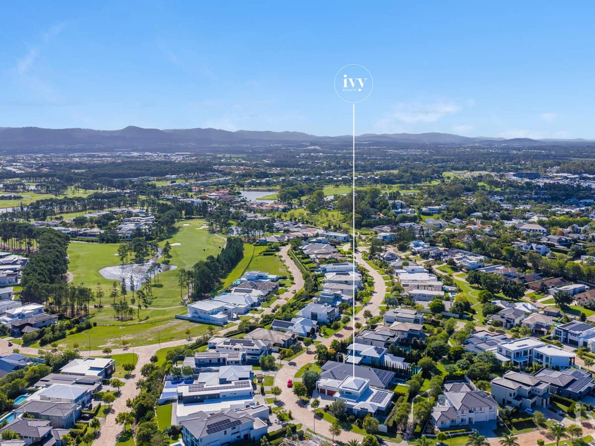 3077 Forest Hills Drive, Sanctuary Cove - Thumbnail 19