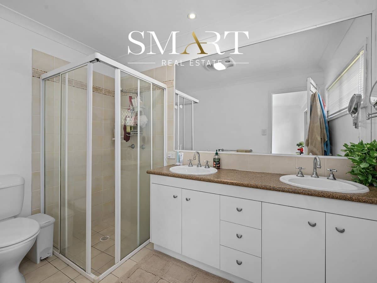 13 Breakspear Road, MOLENDINAR - Thumbnail 17