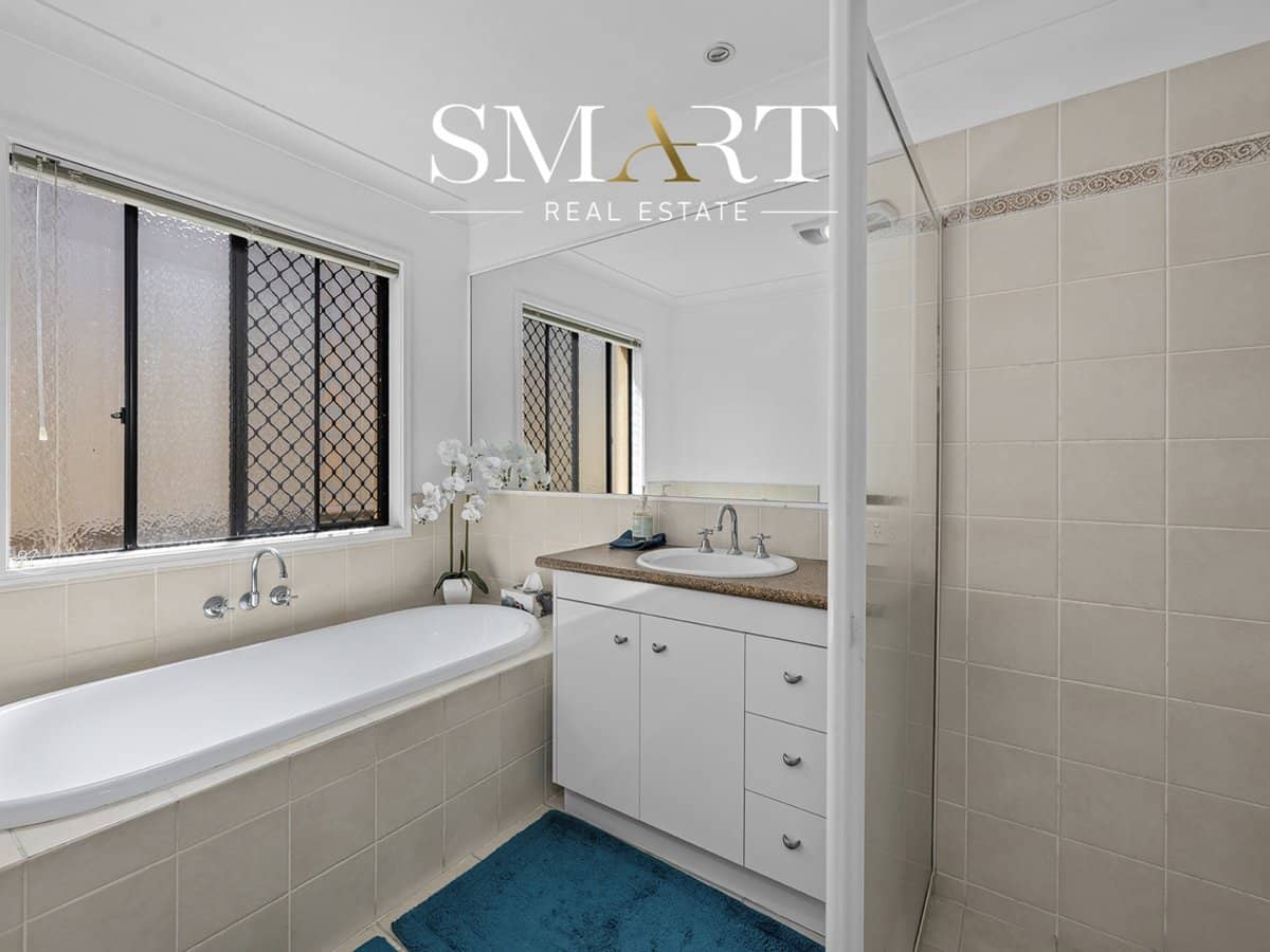 13 Breakspear Road, MOLENDINAR - Thumbnail 19