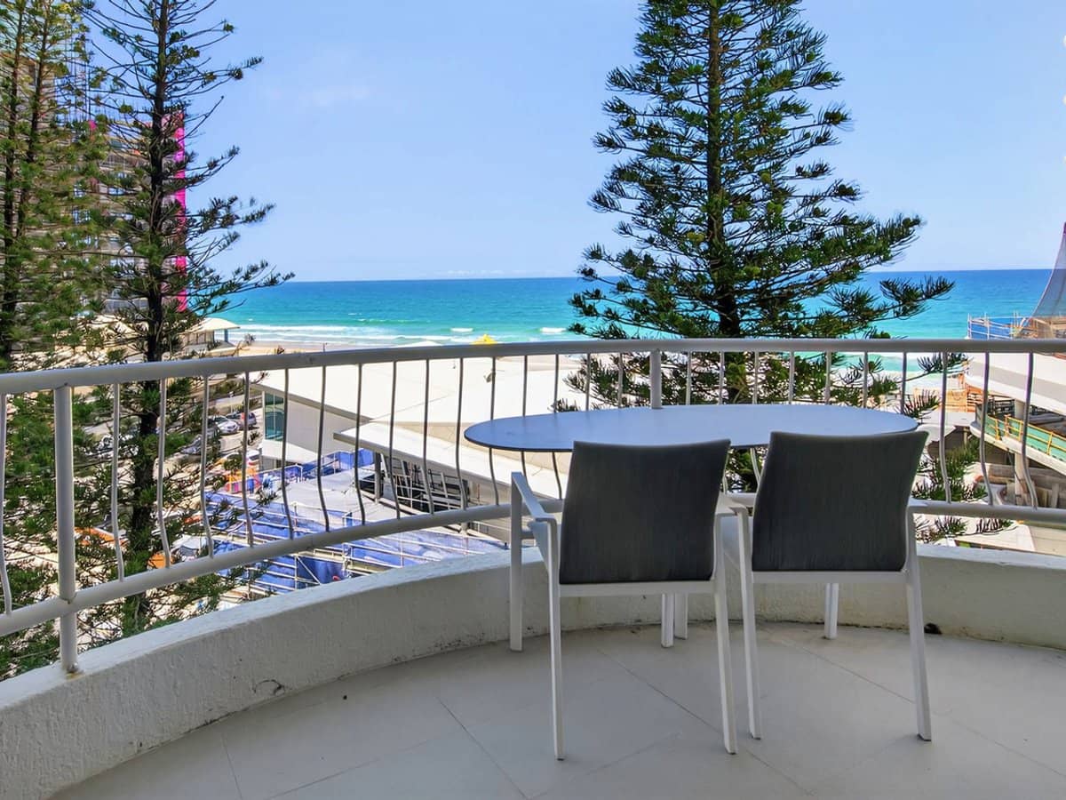4 Thornton Street, Surfers Paradise - Thumbnail 13