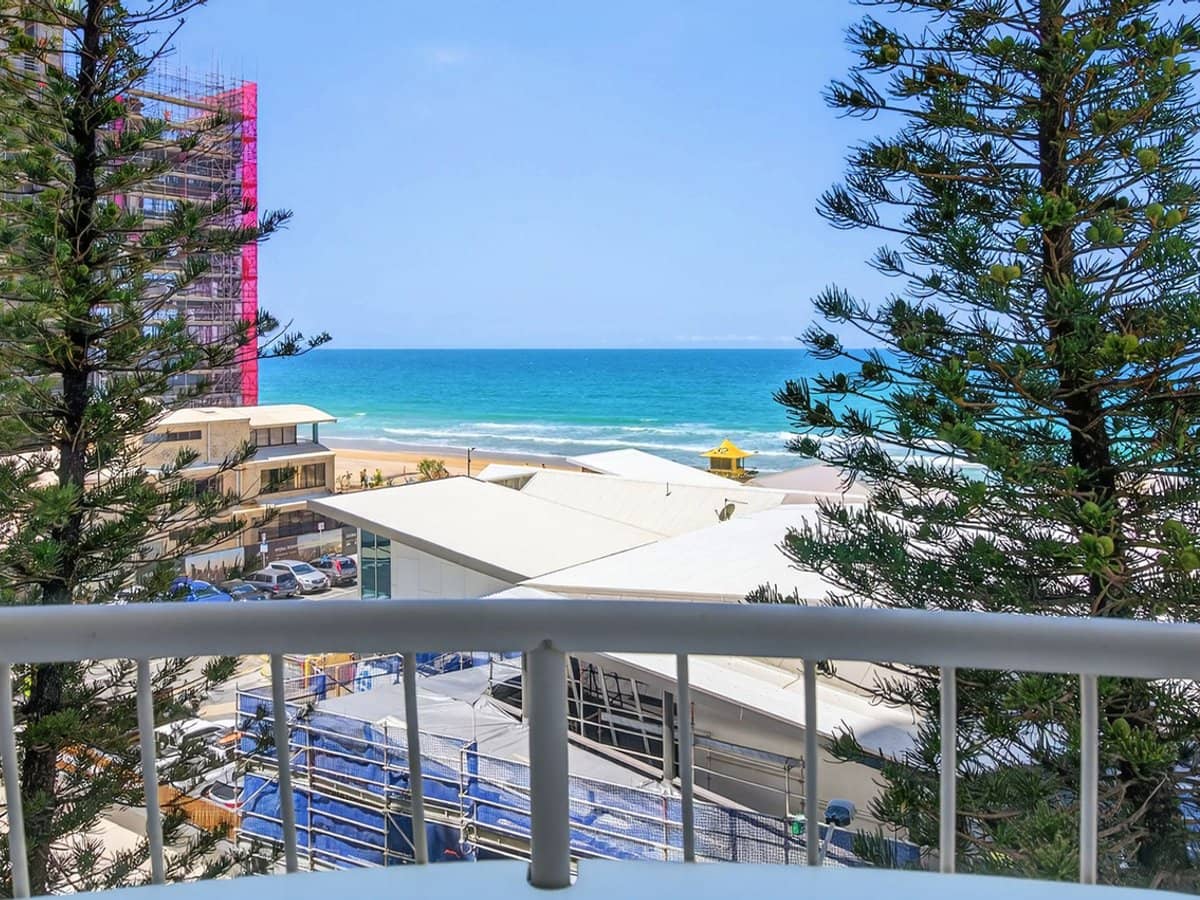 4 Thornton Street, Surfers Paradise - Thumbnail 16
