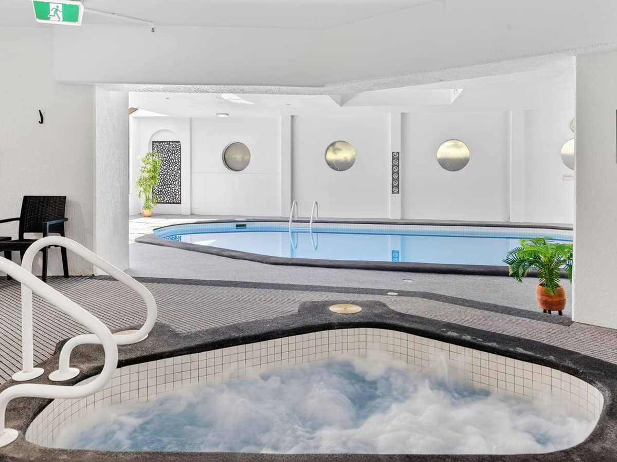 4 Thornton Street, Surfers Paradise - Thumbnail 22