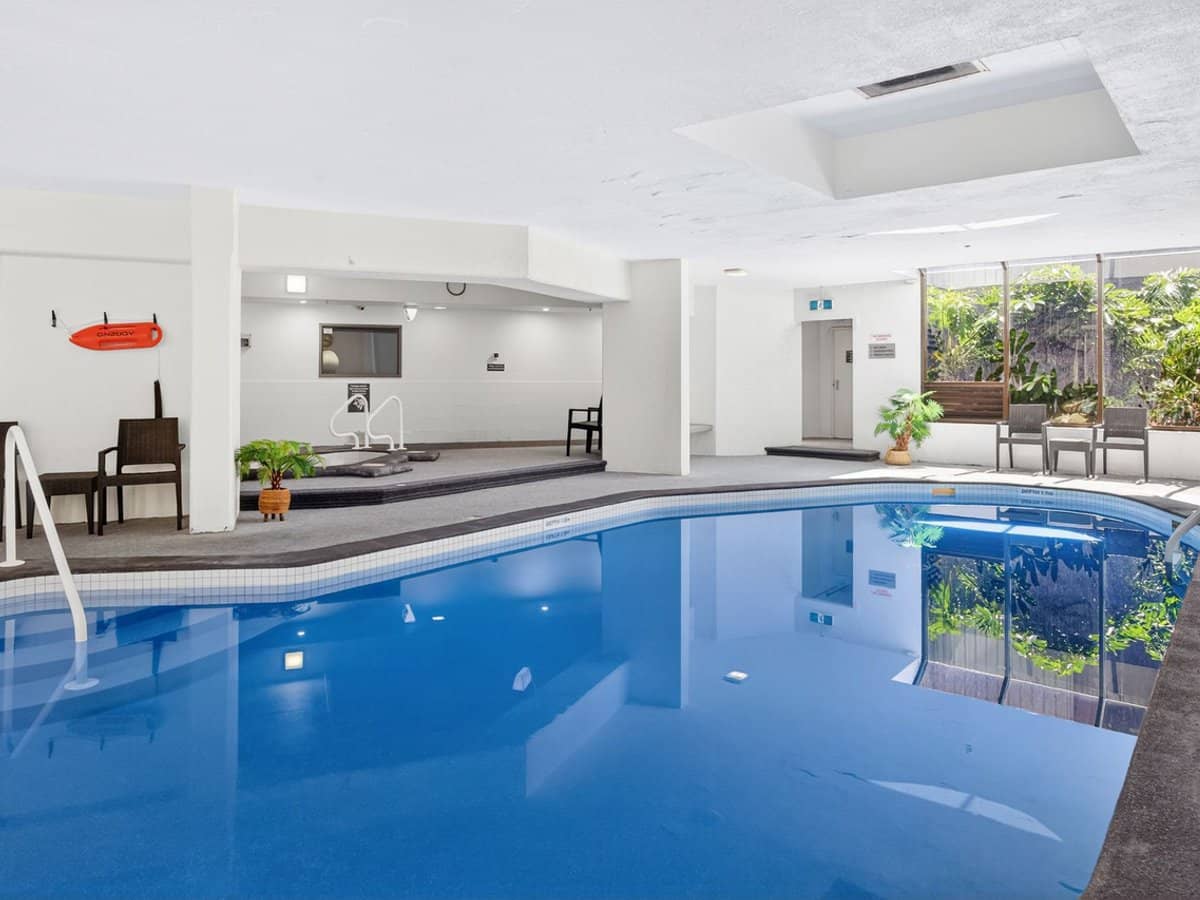 4 Thornton Street, Surfers Paradise - Thumbnail 23