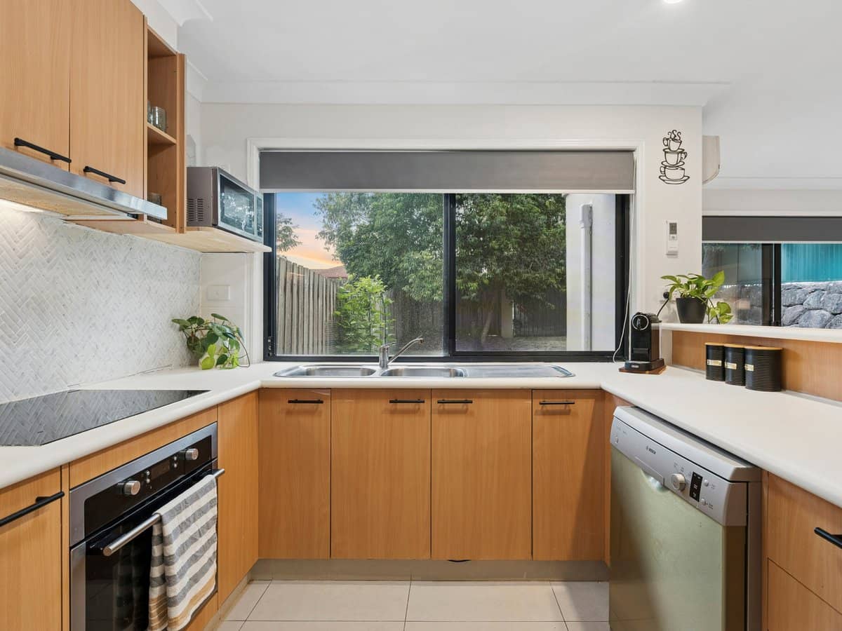 1 Secondary Street, Upper Coomera - Thumbnail 8