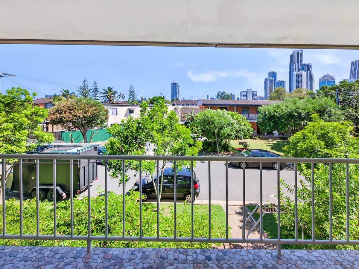 2 Sunrise Boulevard, Surfers Paradise - Thumbnail 4