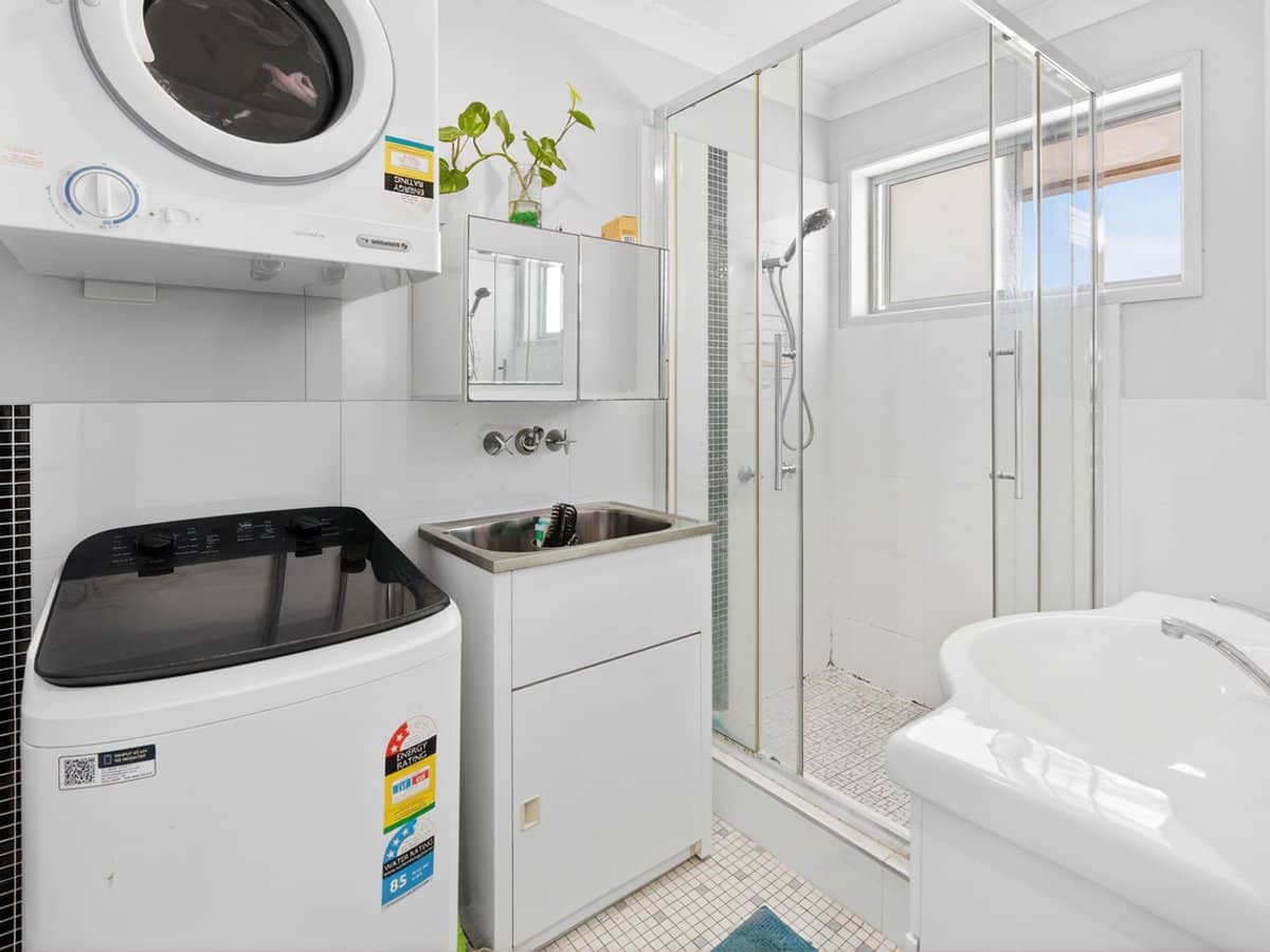 2 Sunrise Boulevard, Surfers Paradise - Thumbnail 6