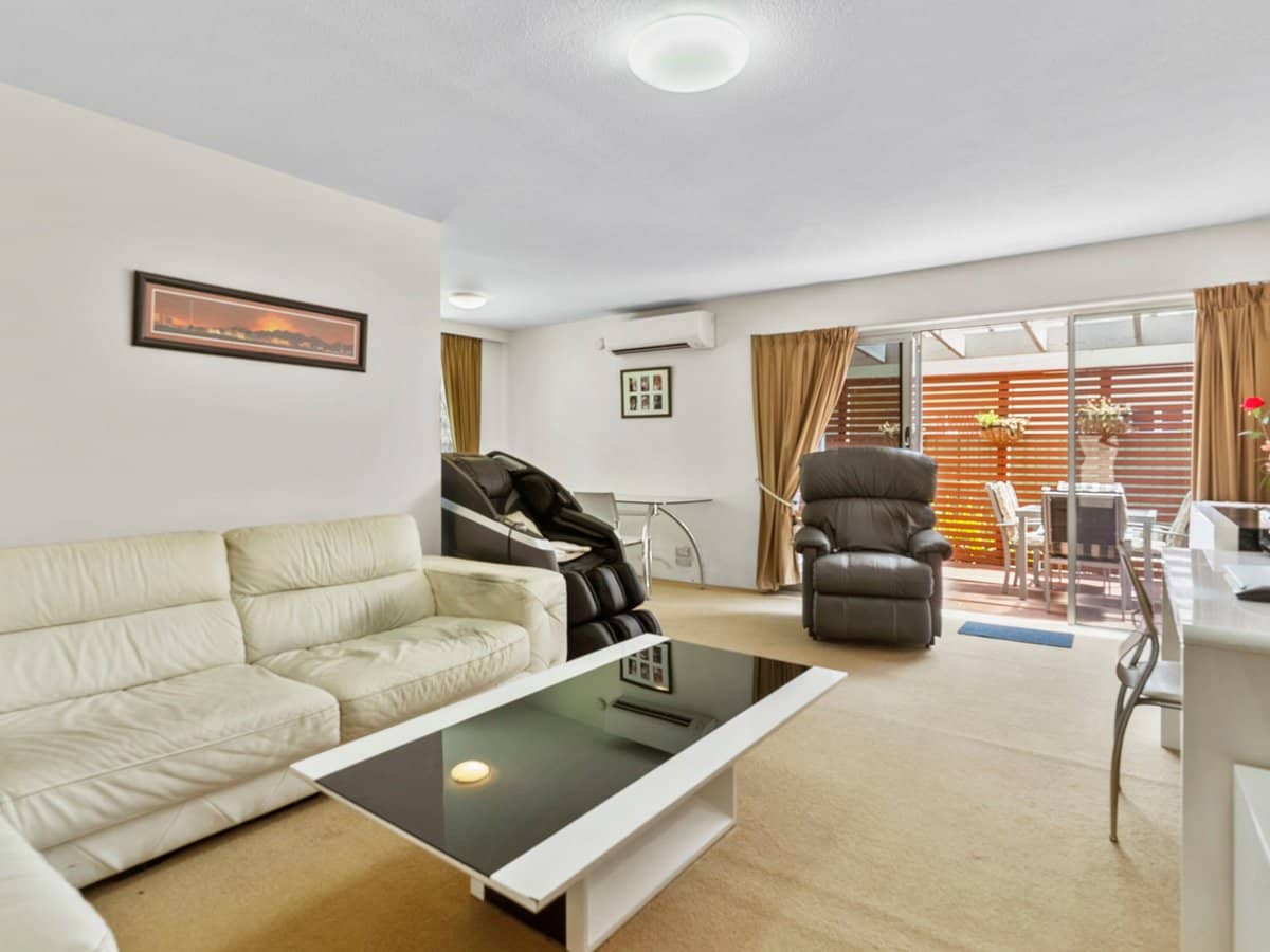 28 Beach Parade, SURFERS PARADISE - Thumbnail 5