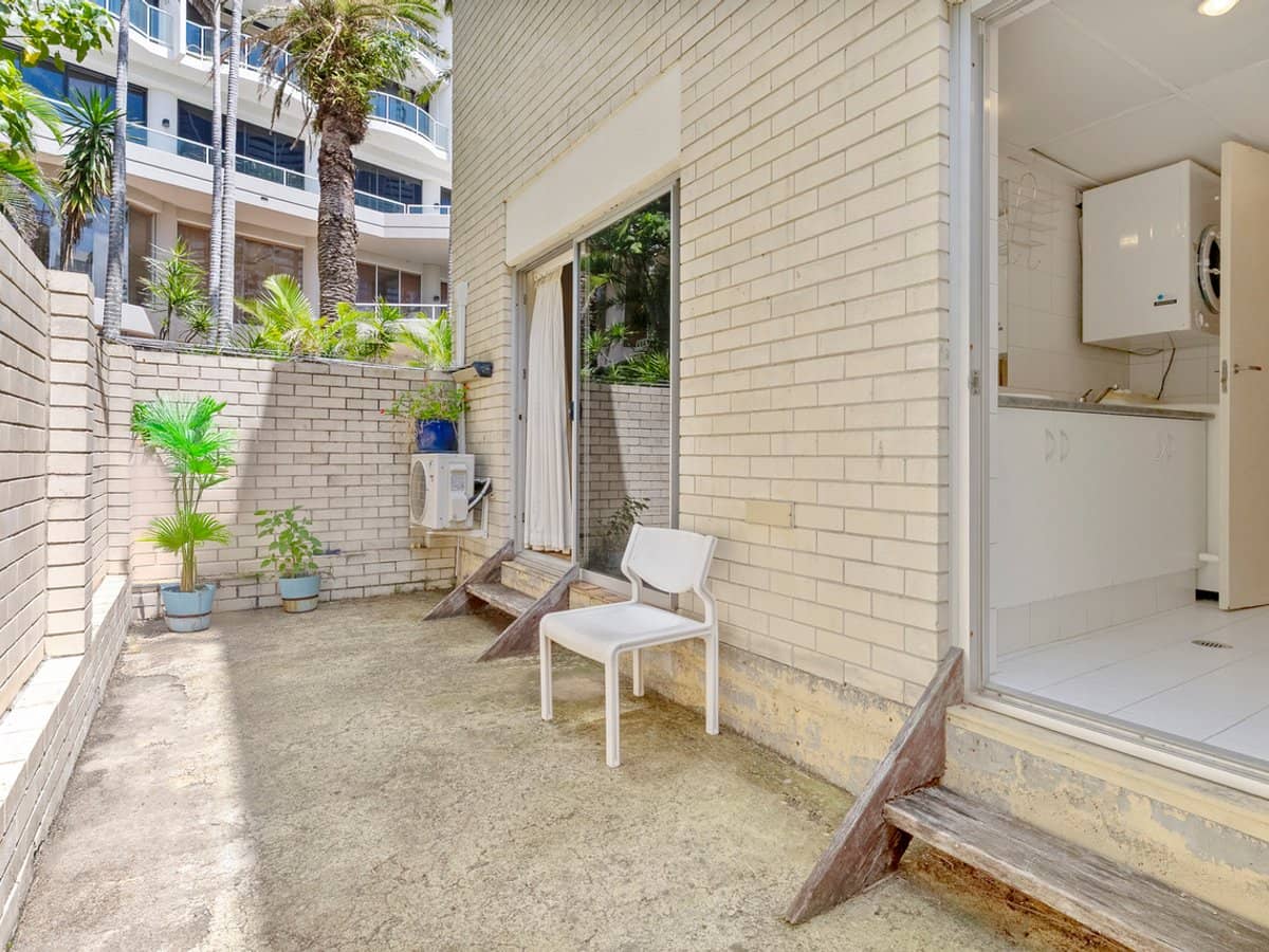 28 Beach Parade, SURFERS PARADISE - Thumbnail 10