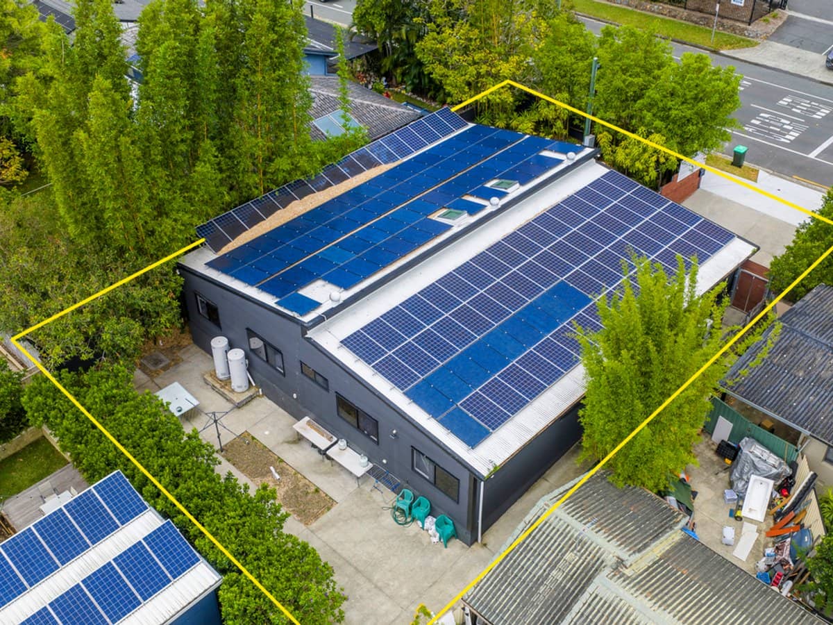 39 Kumbari Avenue, SOUTHPORT - Thumbnail 2