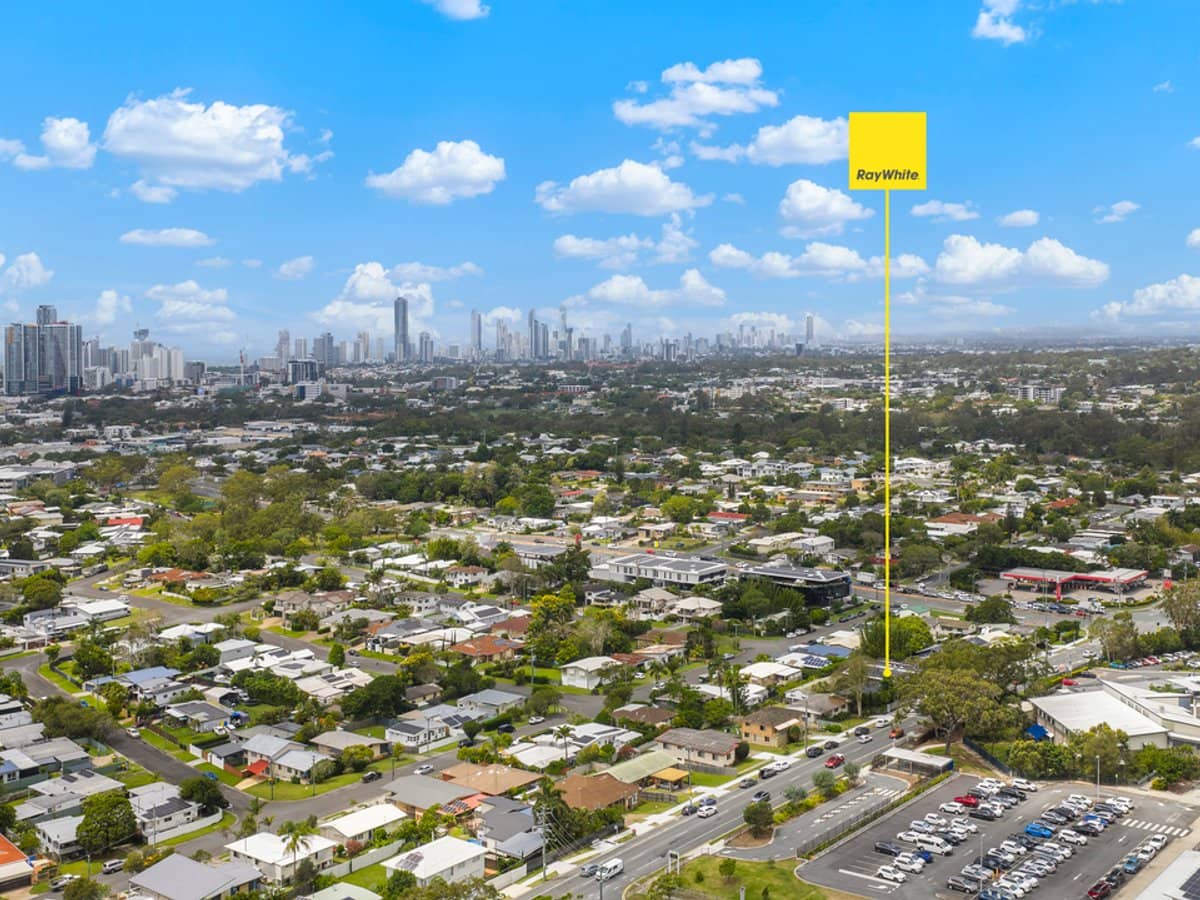 39 Kumbari Avenue, SOUTHPORT - Thumbnail 22