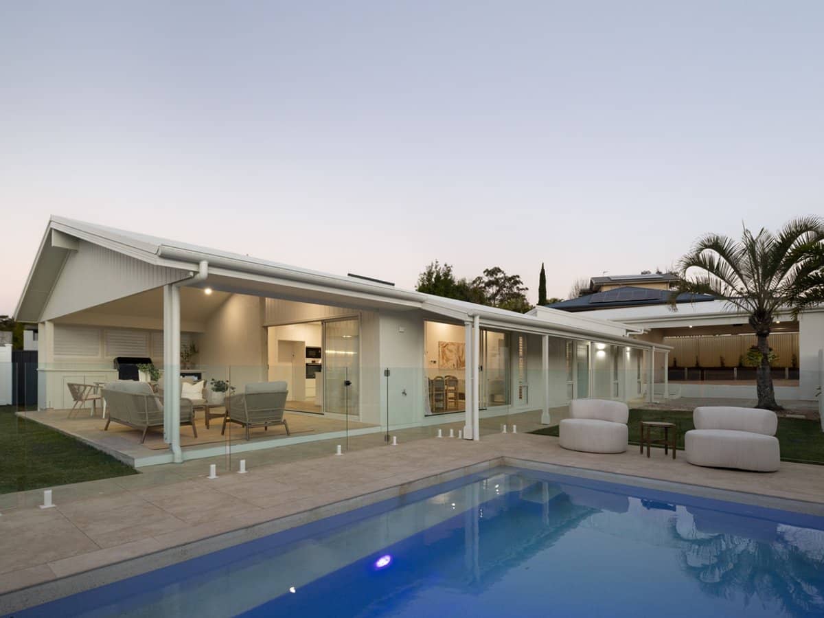 62 Numeralla Avenue, ASHMORE - Thumbnail 1