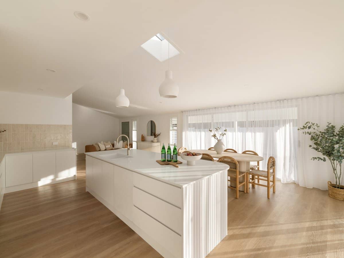 62 Numeralla Avenue, ASHMORE - Thumbnail 12