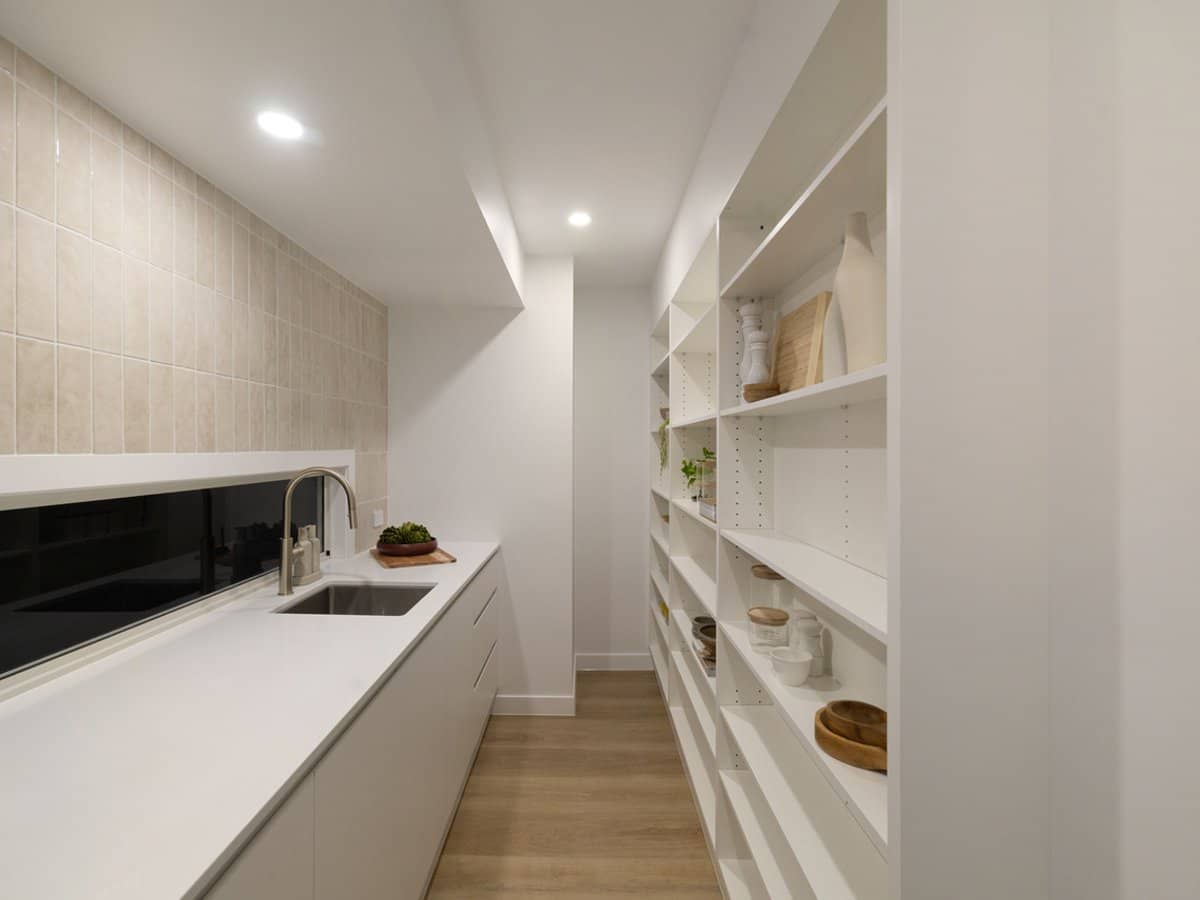 62 Numeralla Avenue, ASHMORE - Thumbnail 17