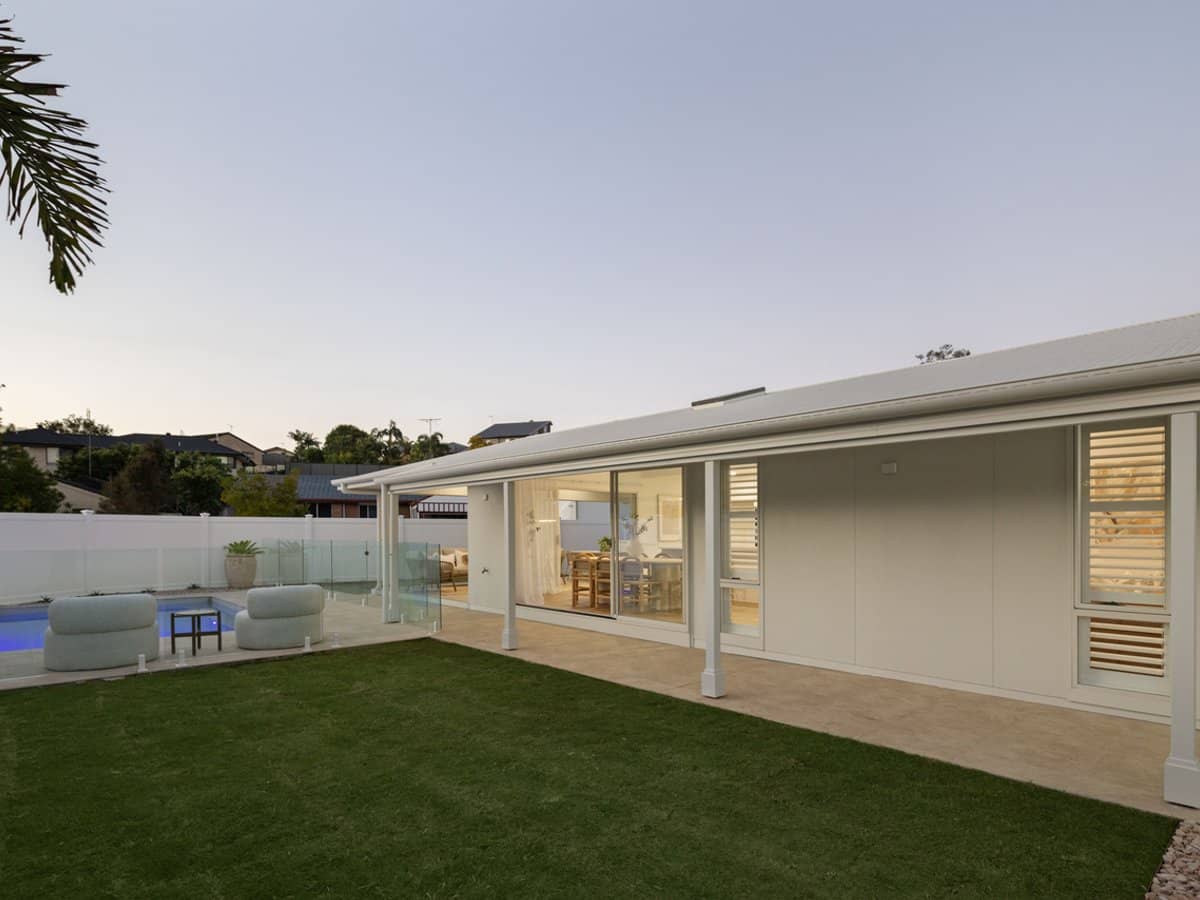 62 Numeralla Avenue, ASHMORE - Thumbnail 7