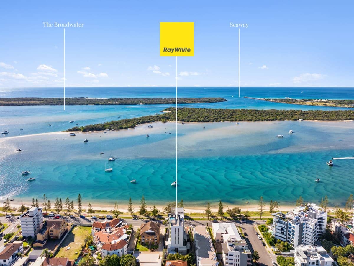 446 Marine Parade, BIGGERA WATERS - Thumbnail 1