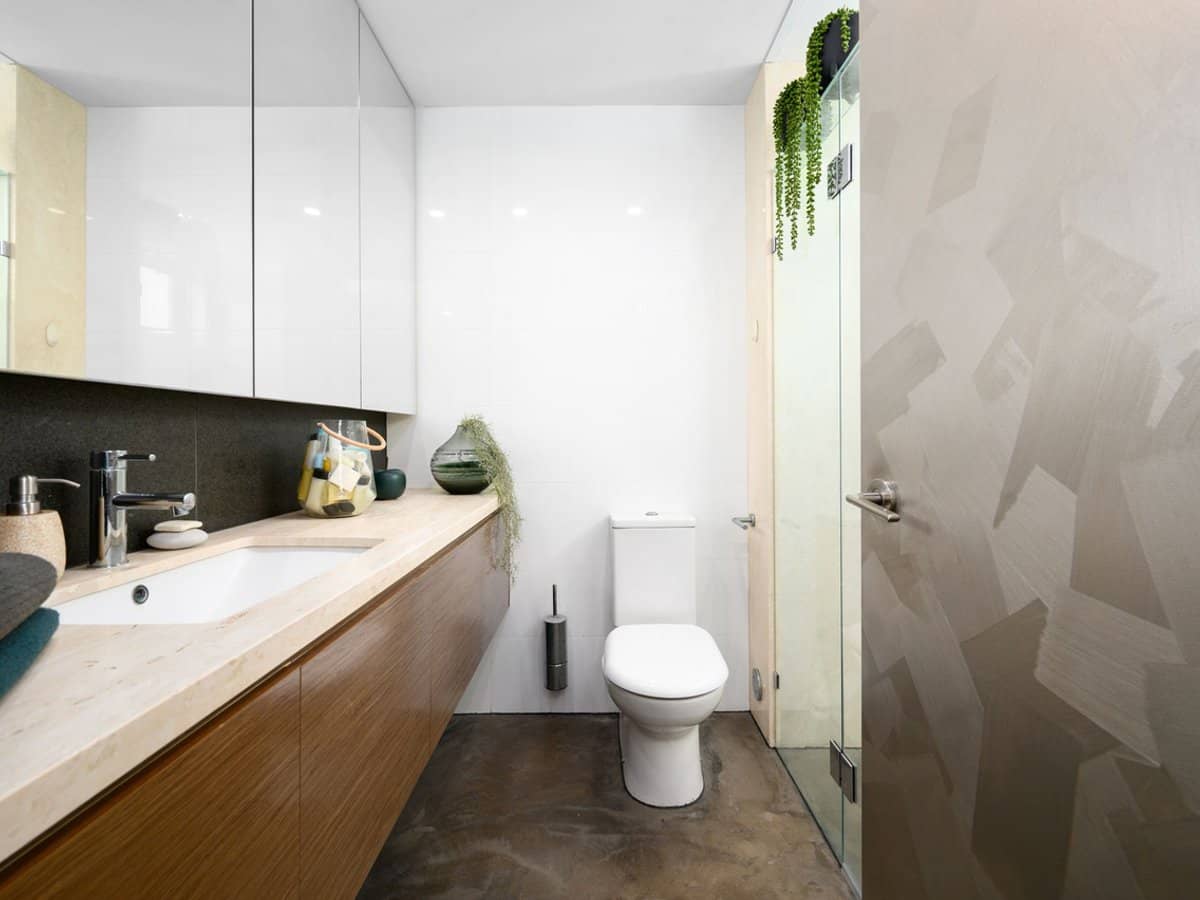 446 Marine Parade, BIGGERA WATERS - Thumbnail 19