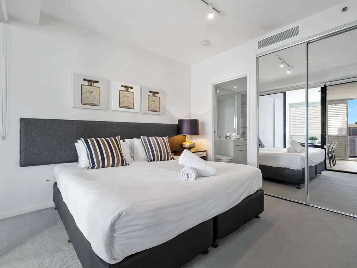 2103 Ultra. 14 George Avenue, BROADBEACH - Thumbnail 15