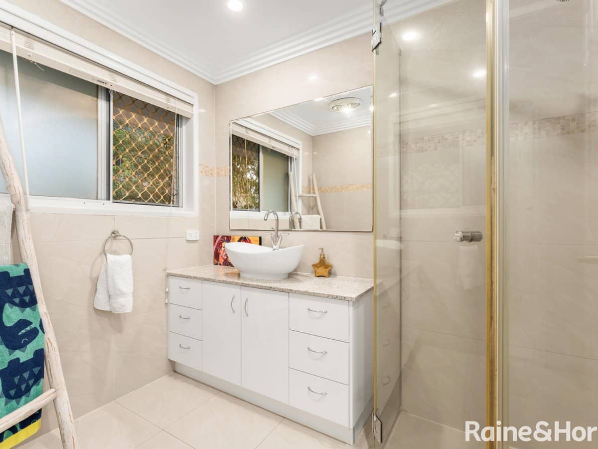 5 Willangee Court, Ashmore - Thumbnail 20