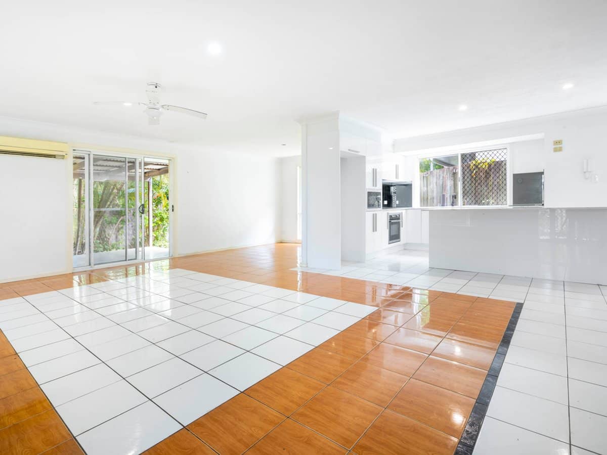 143 Cotlew Street, ASHMORE - Thumbnail 3