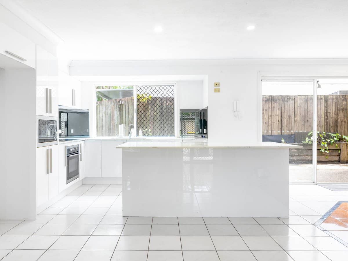 143 Cotlew Street, ASHMORE - Thumbnail 7