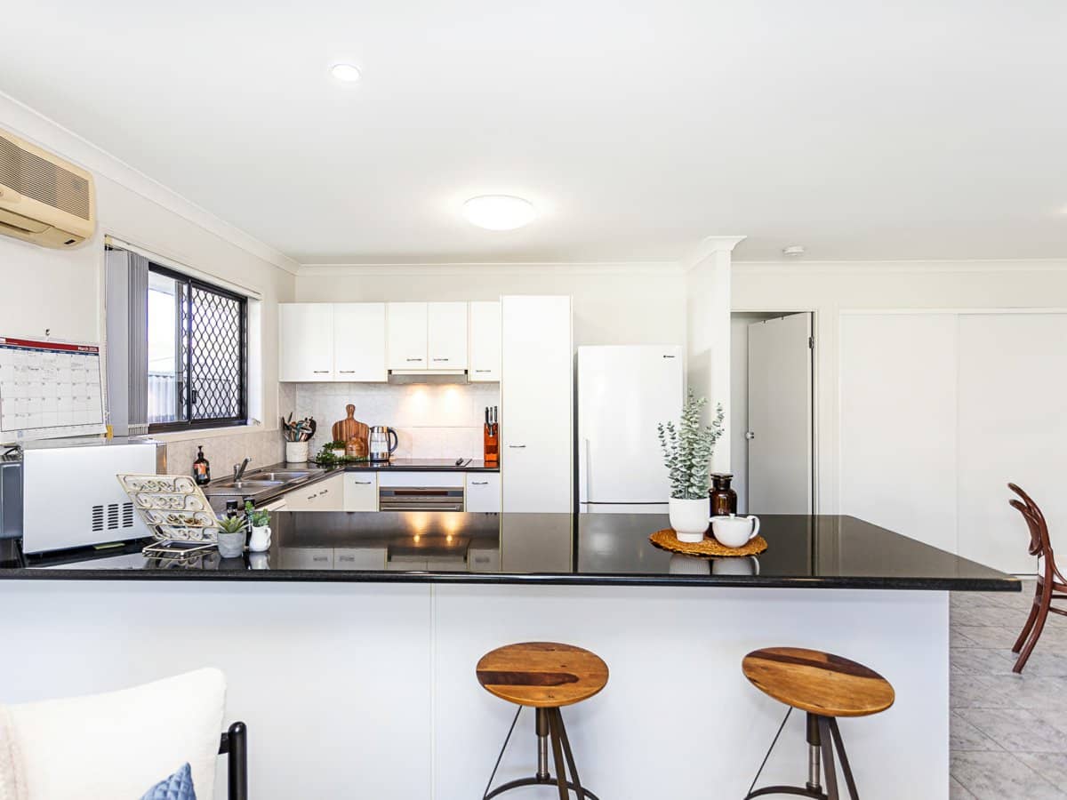 14 Nikau Crescent, NERANG - Thumbnail 9