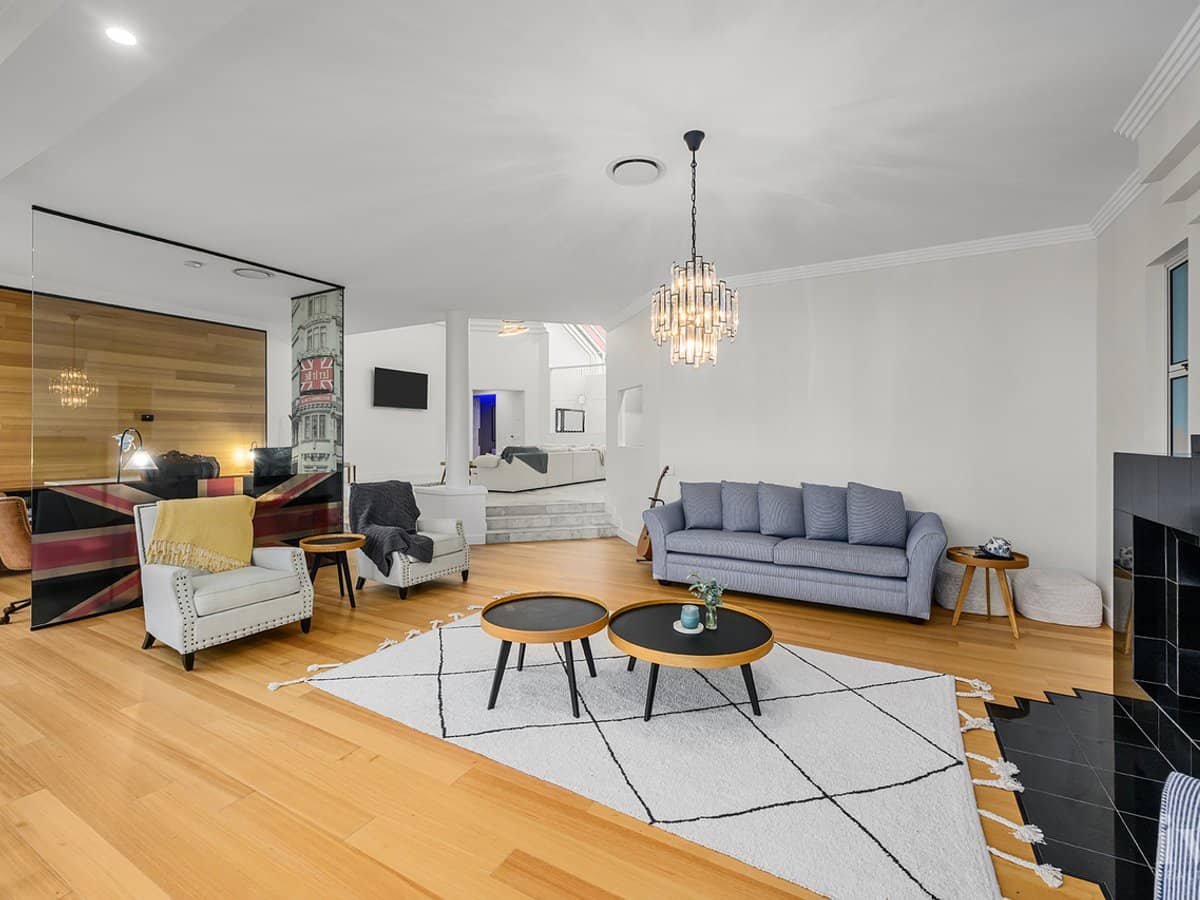 4 Excalibur Court, Sovereign Islands - Thumbnail 8