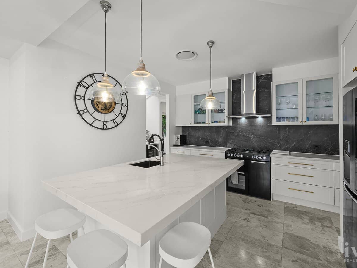 4 Excalibur Court, Sovereign Islands - Thumbnail 11