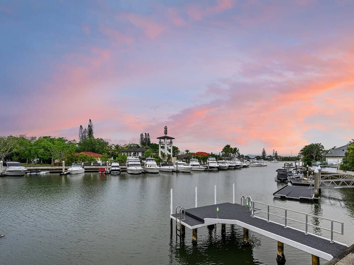 4 Excalibur Court, Sovereign Islands - Thumbnail 22