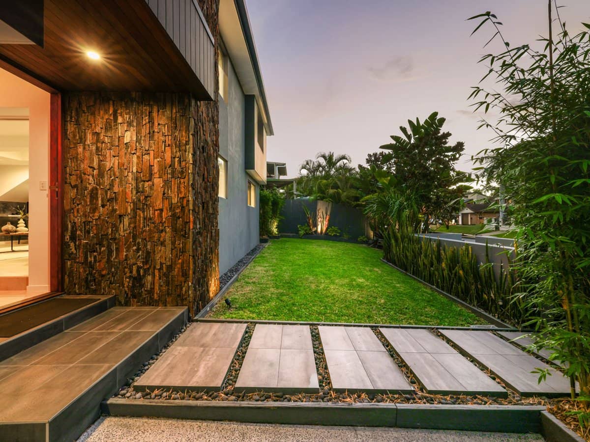 8 Warrungen Way, Ashmore - Thumbnail 3