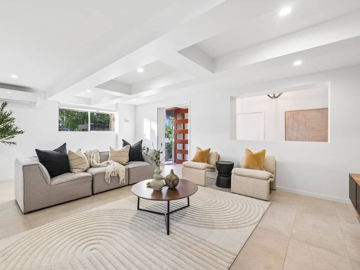 8 Warrungen Way, Ashmore - Thumbnail 6