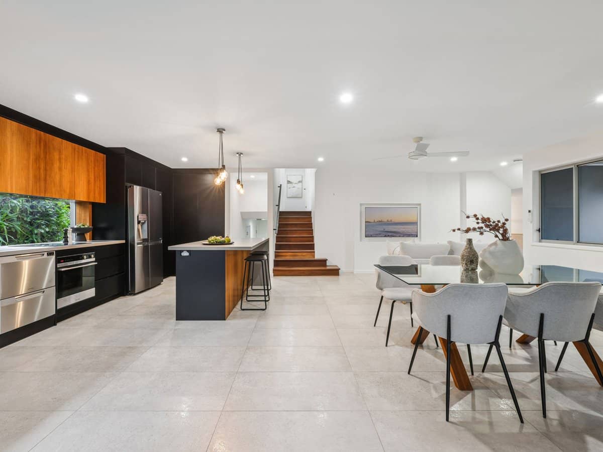 8 Warrungen Way, Ashmore - Thumbnail 10