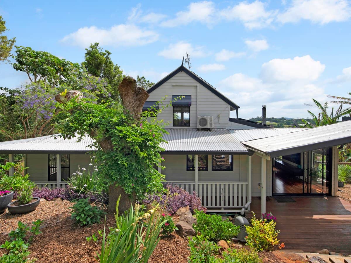 5 Jacaranda Court, BEECHMONT - Thumbnail 5