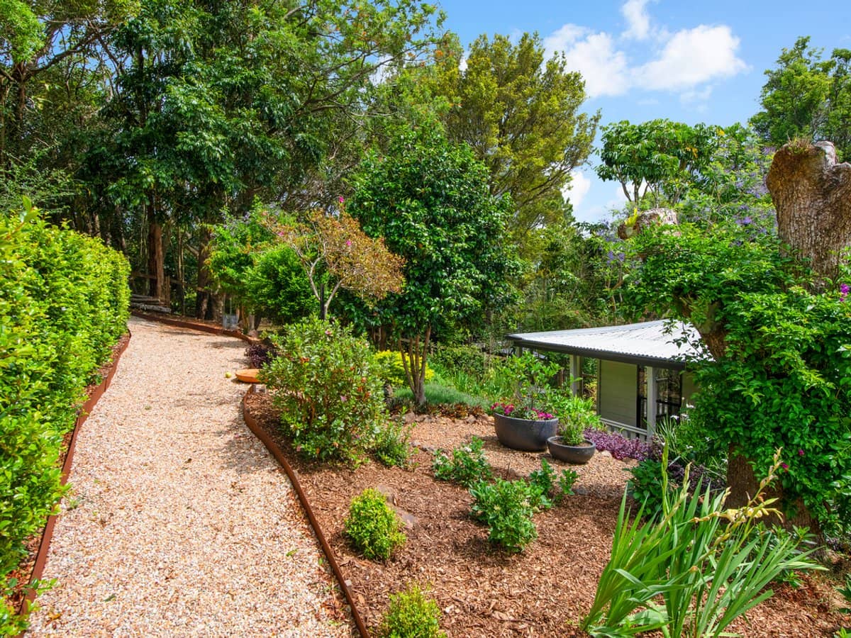 5 Jacaranda Court, BEECHMONT - Thumbnail 25