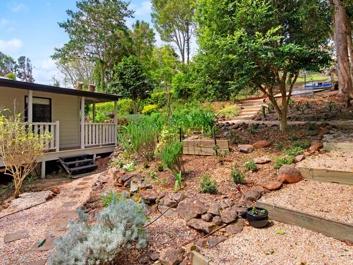 5 Jacaranda Court, BEECHMONT - Thumbnail 26