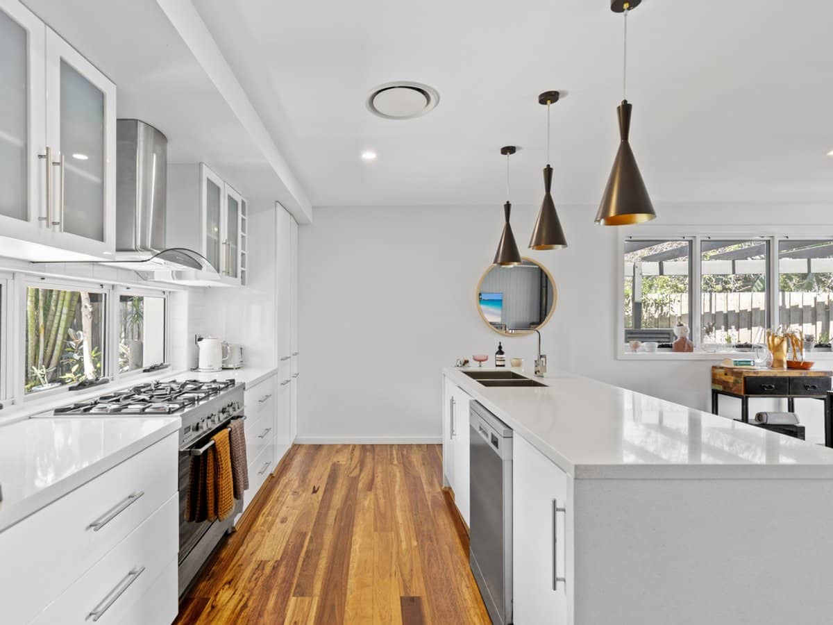 94 Hooker Boulevard, Mermaid Waters - Thumbnail 13