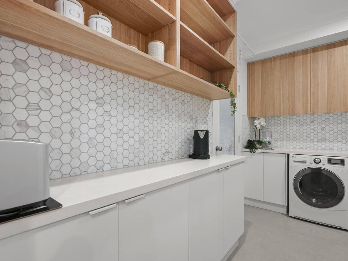 97 Tabilban Street, BURLEIGH HEADS - Thumbnail 13